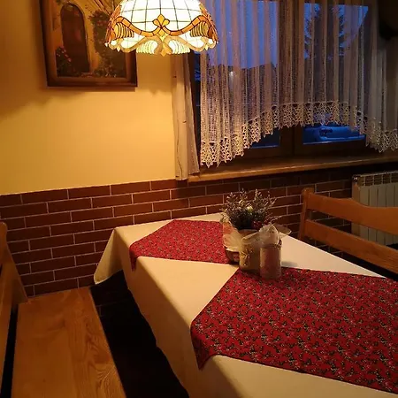 U Kominka Oda ve Kahvaltı Zakopane