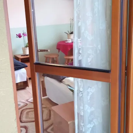 Oda ve Kahvaltı U Kominka 3*