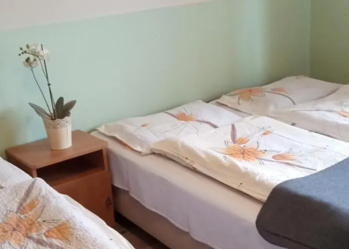 Nocleg ze śniadaniem U Kominka 3*